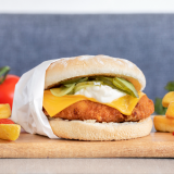 CHICKEN CHEESEBURGER