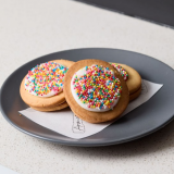 KISS BISCUIT