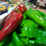 Red and Green Banana Peppers - 1 kg