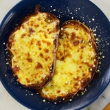 Cheesy Garlic Bread (3 Slices)