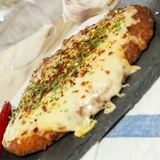 Chicken Chilli(With Chips & Salad)