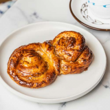 Cinnamon Croissant